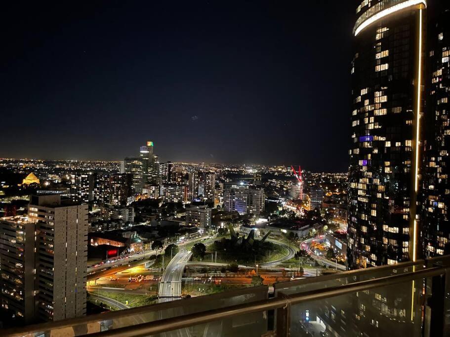 Lux 3 Bedroom Apartment In Southbank Melbourne Exterior photo